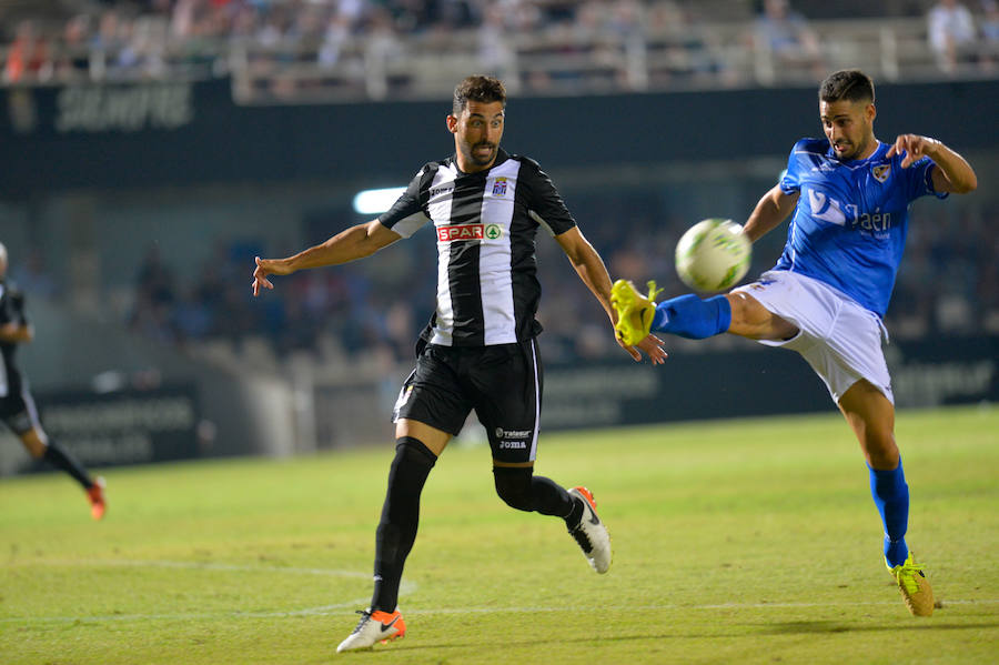 Buen arranque del Efesé