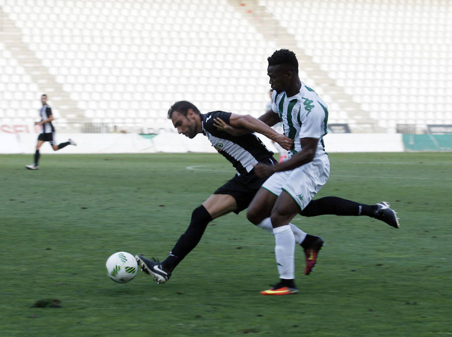 Imágenes del partido Córdoba B- FC Cartagena (1-2)