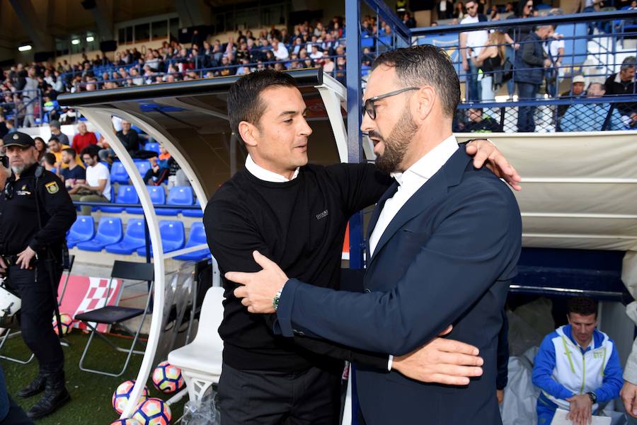 El UCAM respira a balón parado