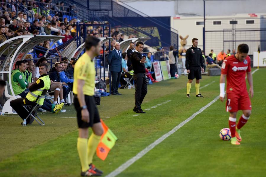 El UCAM respira a balón parado