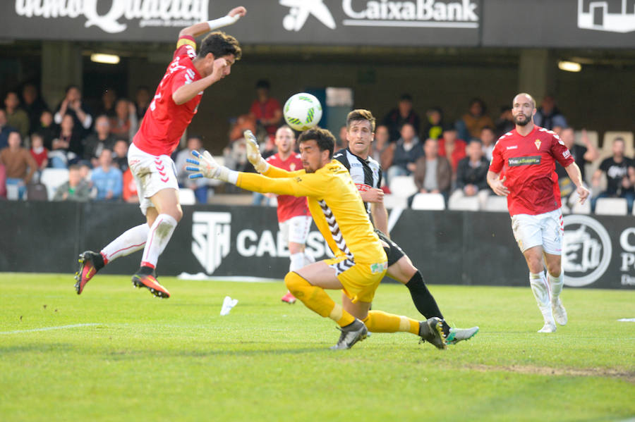 El Murcia se doctora en el derbi regional (1-3)
