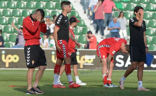 El Real Murcia dice adiós al 'playoff' tras caer en Elche