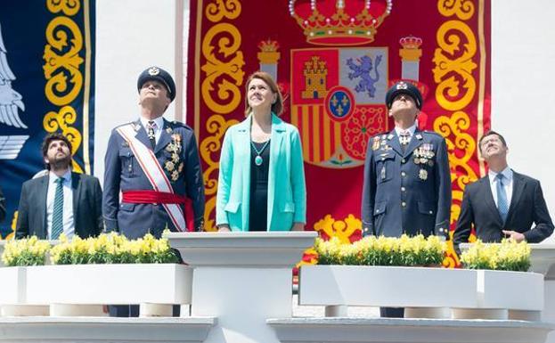 Cospedal: «Los aviones de entrenamiento de la AGA alcanzarán pronto el final de su vida operativa»