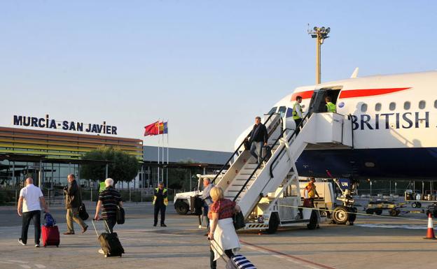 Aumenta un 10,4% el número de viajeros del aeropuerto de San Javier