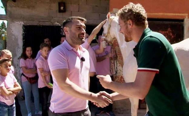 Los Caballos del Vino abren la nueva temporada del programa "Comando Actualidad"