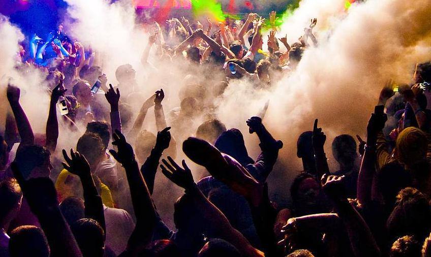 Bando del alcalde para recordar la normativa para locales en materia de seguridad y emergencias