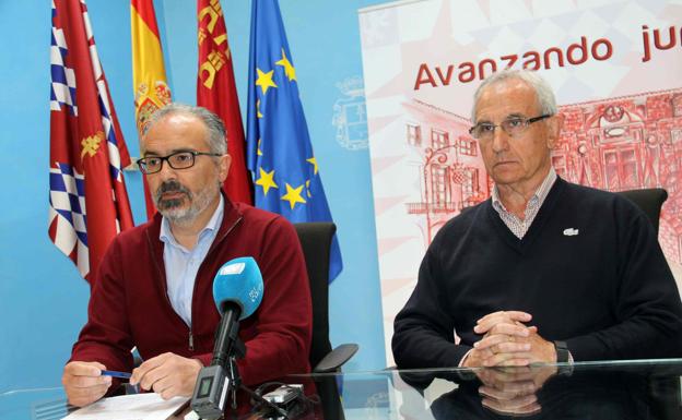 El alcalde reestructura las competencias del equipo de Gobierno, tras la entrada del concejal Jesús Sánchez