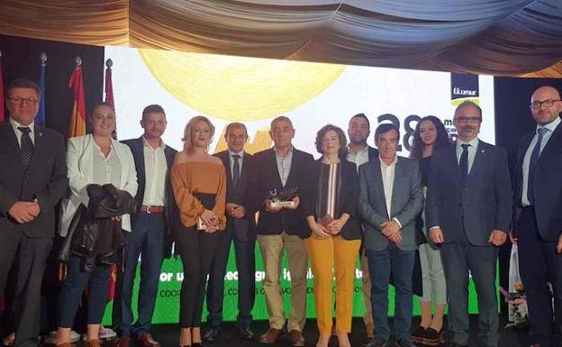 La sociedad 'Yute de Caravaca' recibe uno de los premios 'Arco Iris' de UCOMUR