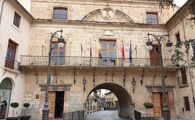 Detectan que la Casa Consistorial de Caravaca ha permanecido tres siglos sin registrar