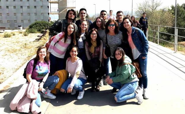 Doce alumnos del IES 'San Juan de la Cruz' participan en la Olimpiada de Francés