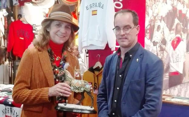 La Infanta Elena apoya la candidatura de los Caballos del Vino a ser declarados Patrimonio Inmaterial de la Humanidad