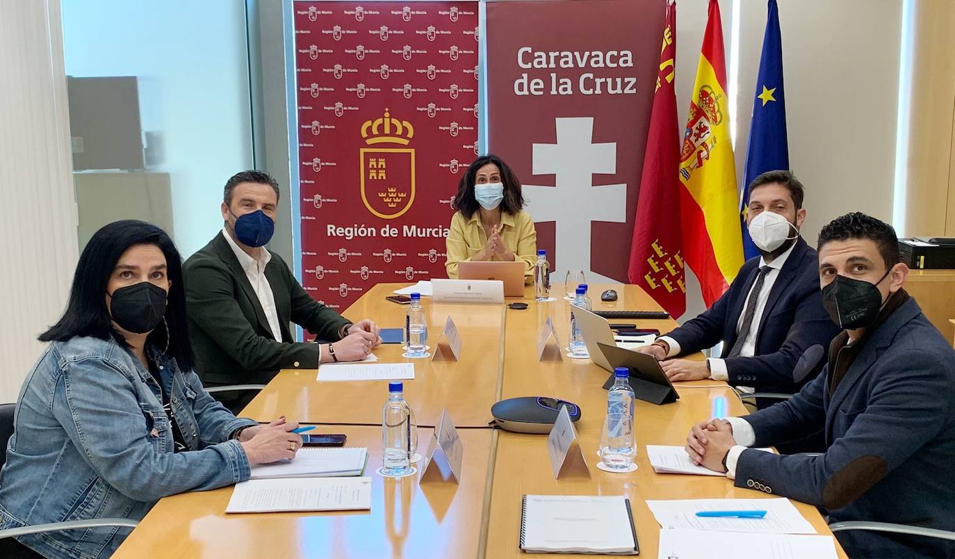 La Fundación Camino de la Cruz inicia la nueva señalización desde Navarra hasta Caravaca