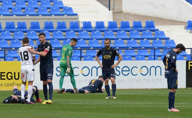 A Casas le sobran diez minutos