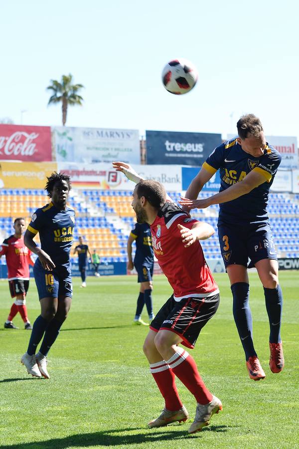 El Melilla se lleva los tres puntos