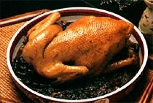 Oca asada rellena de castañas y manzanas