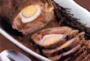 Codillo de cordero guisado y relleno