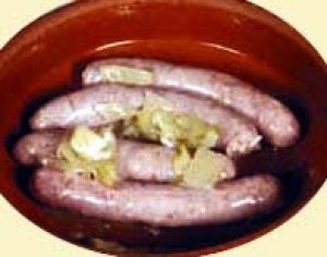 Salchichas encebolladasal Tío Pepe