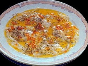 Carpaccio de bacalao con huevas de trucha