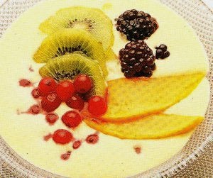 Cóctel de frutas con crema