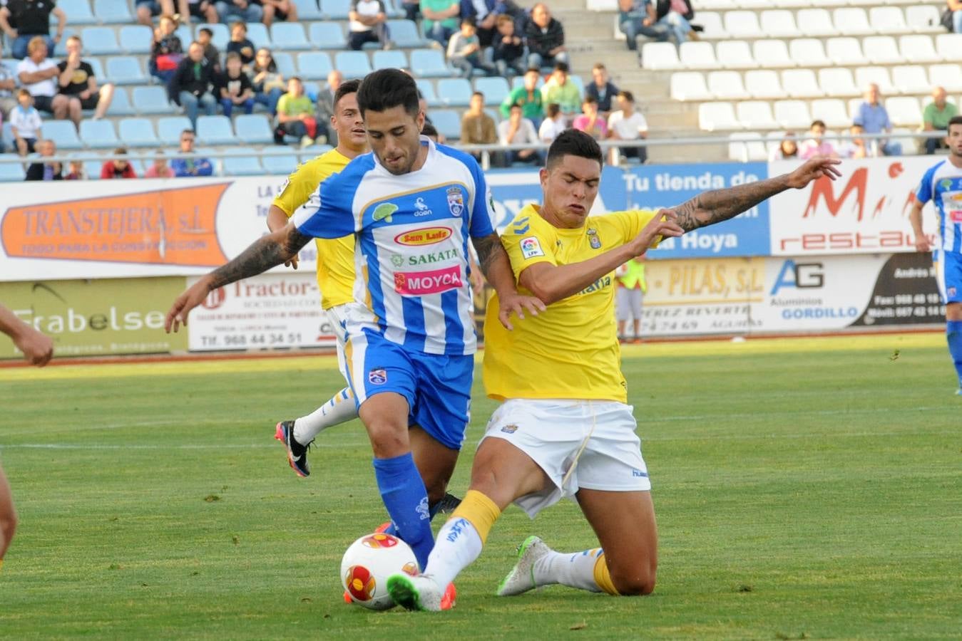 La Hoya pasa la primera eliminatoria del 'playoff'