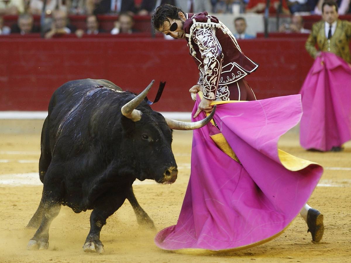 Cuarta corrida de Feria del Pilar en Zaragoza