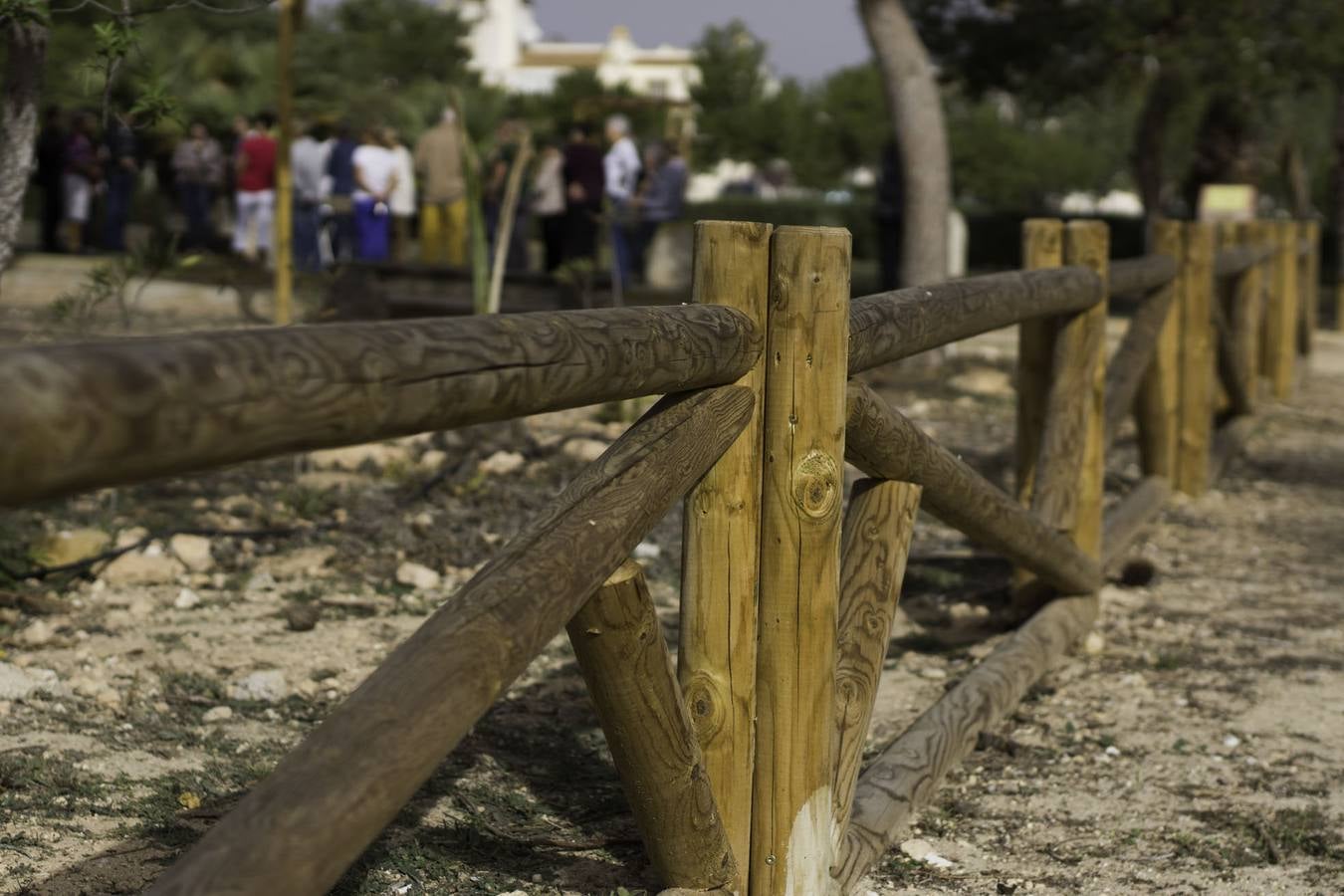 Vecinos en el parque rehabilitado de Villamartín