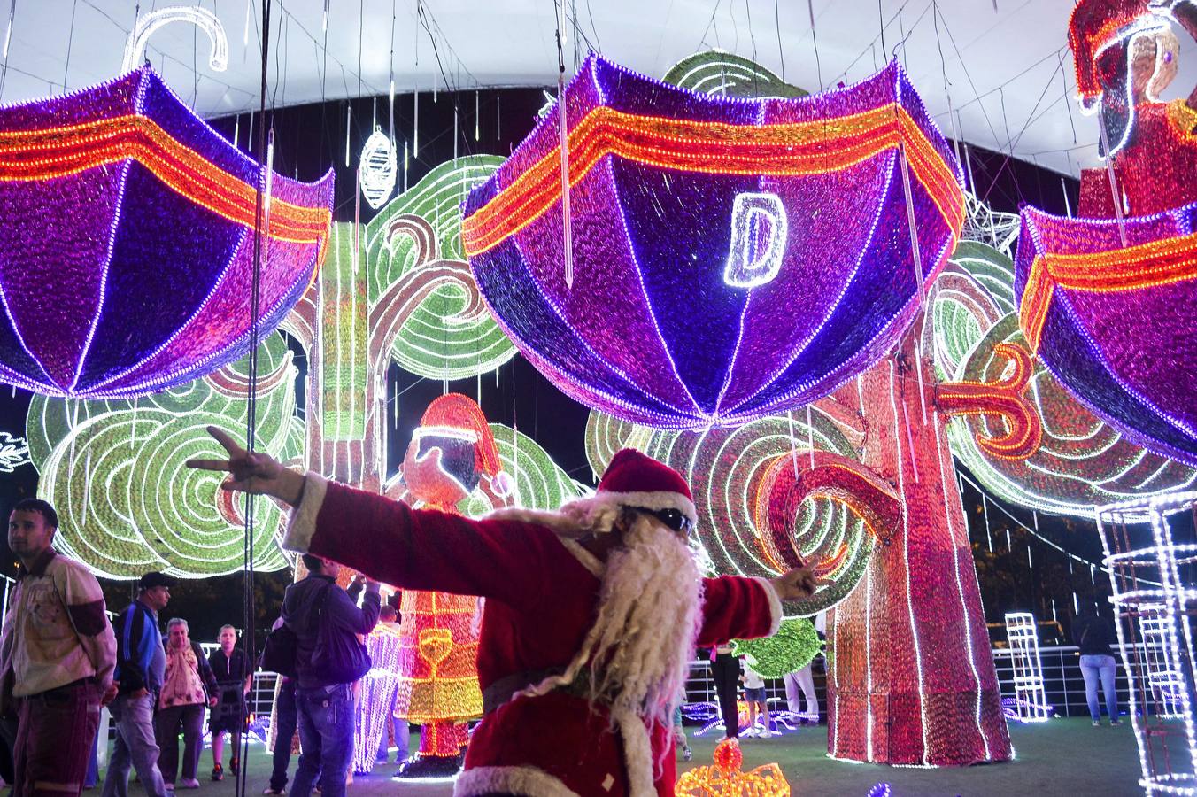 Espectacular alumbrado navideño en Medellín