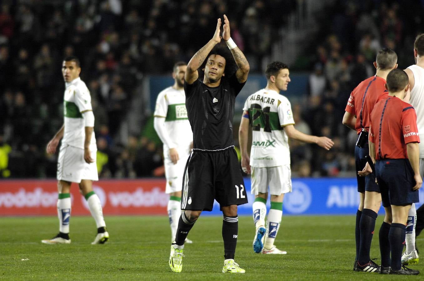 Partido entre el Elche y el Real Madrid