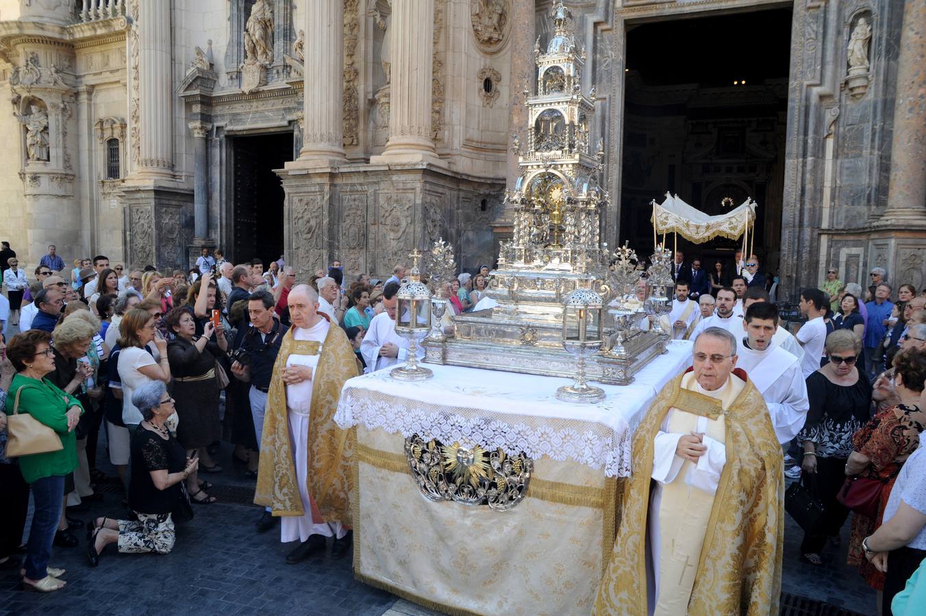 El Corpus recorre las calles del centro de Murcia