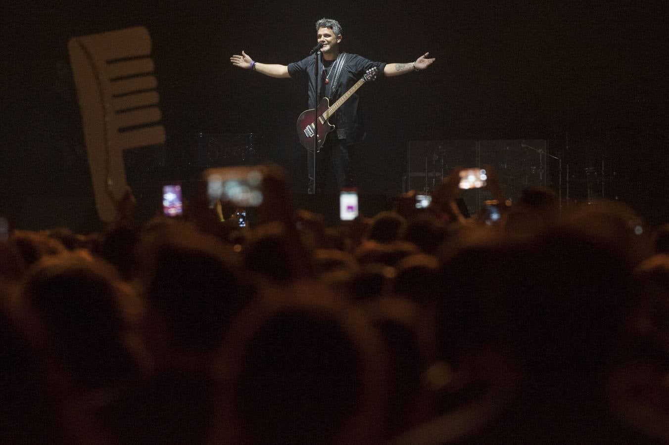 Alejandro Sanz abre los concierto programados de Feria