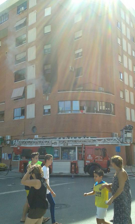 Incendio en una vivienda en el barrio de San Blas