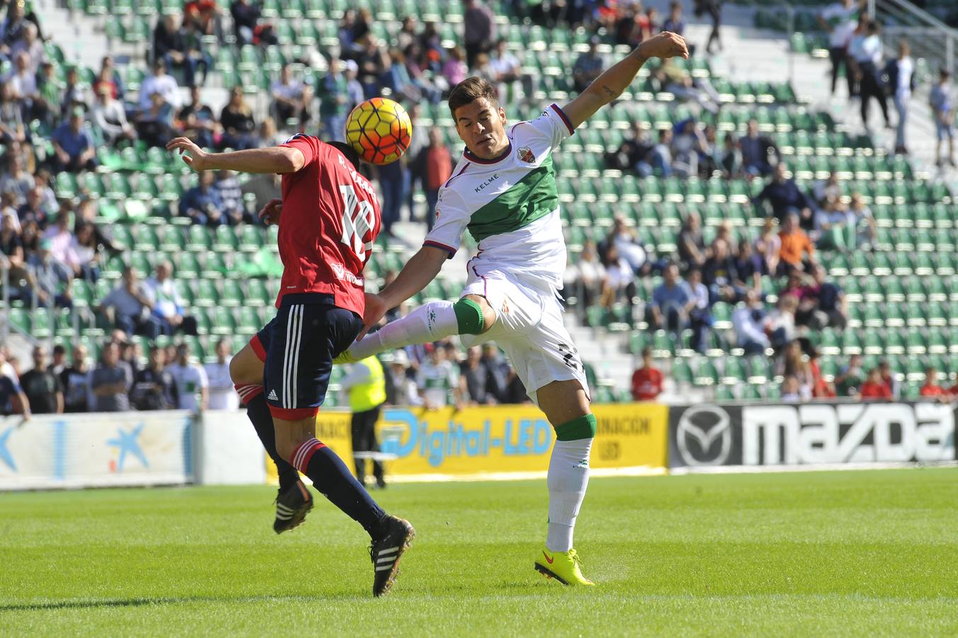 Las mejores imágenes del Elche - Osasuna