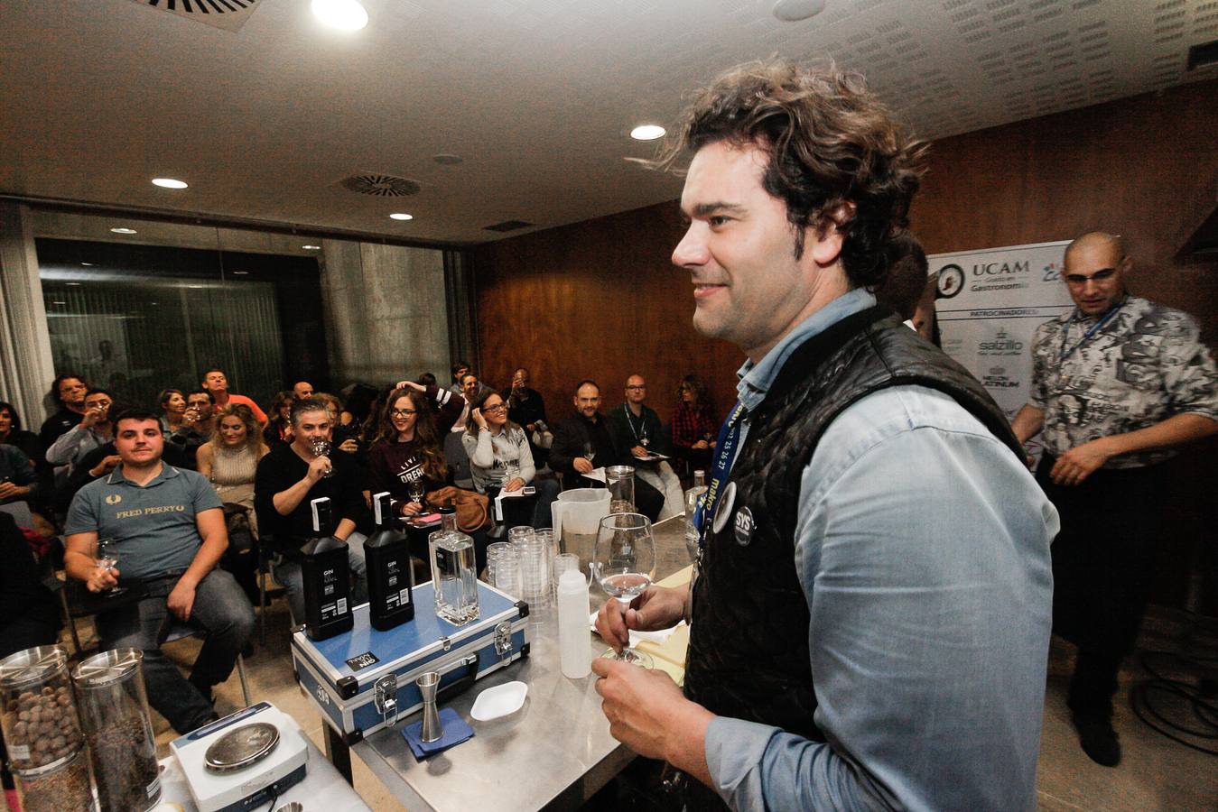 A solas con la ginebra