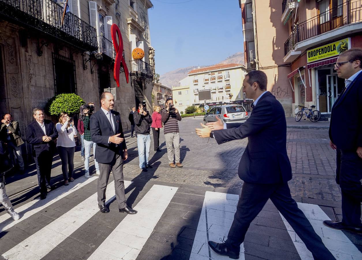 El alcalde reclama la ayuda de la Diputación para acometer inversiones en las pedanías