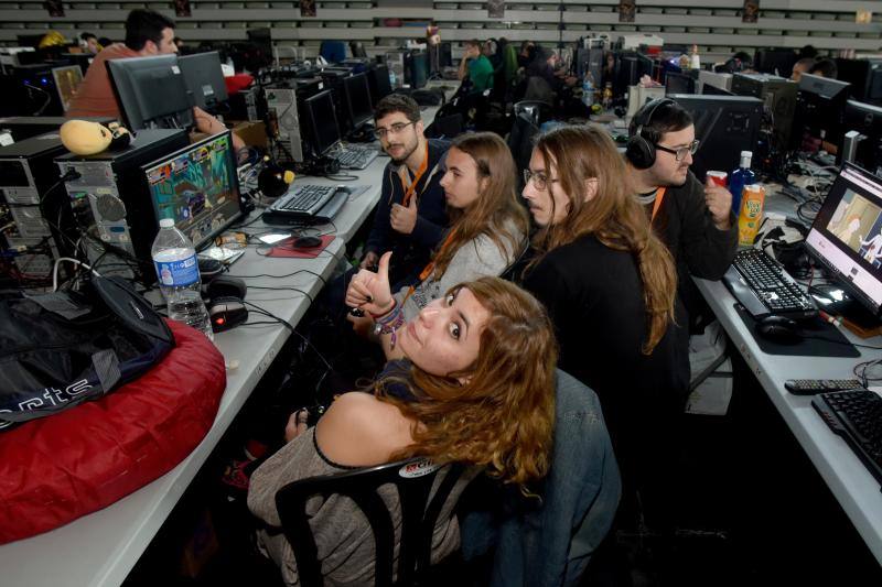 Segunda y multitudinaria jornada de Murcia Lan Party