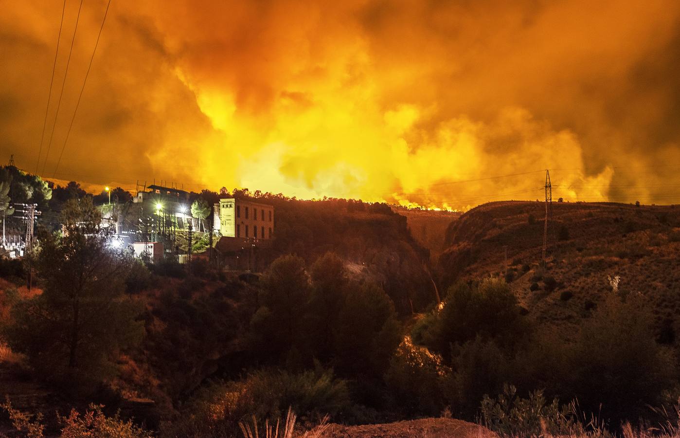 AGOSTO. El fuego afecta al Cañón de Almadenes