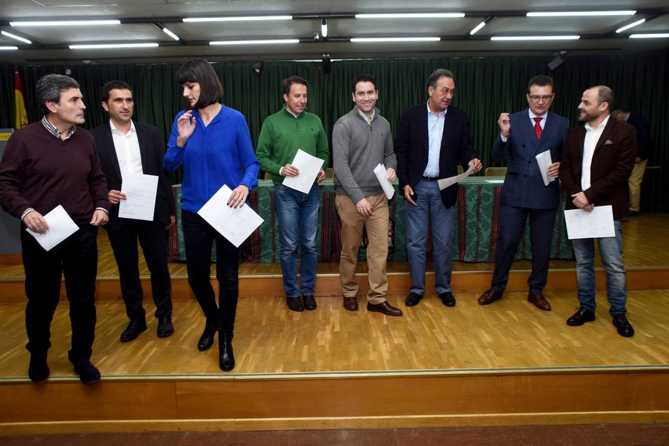 Entrega de credenciales a los diputados y senadores electos en Murcia