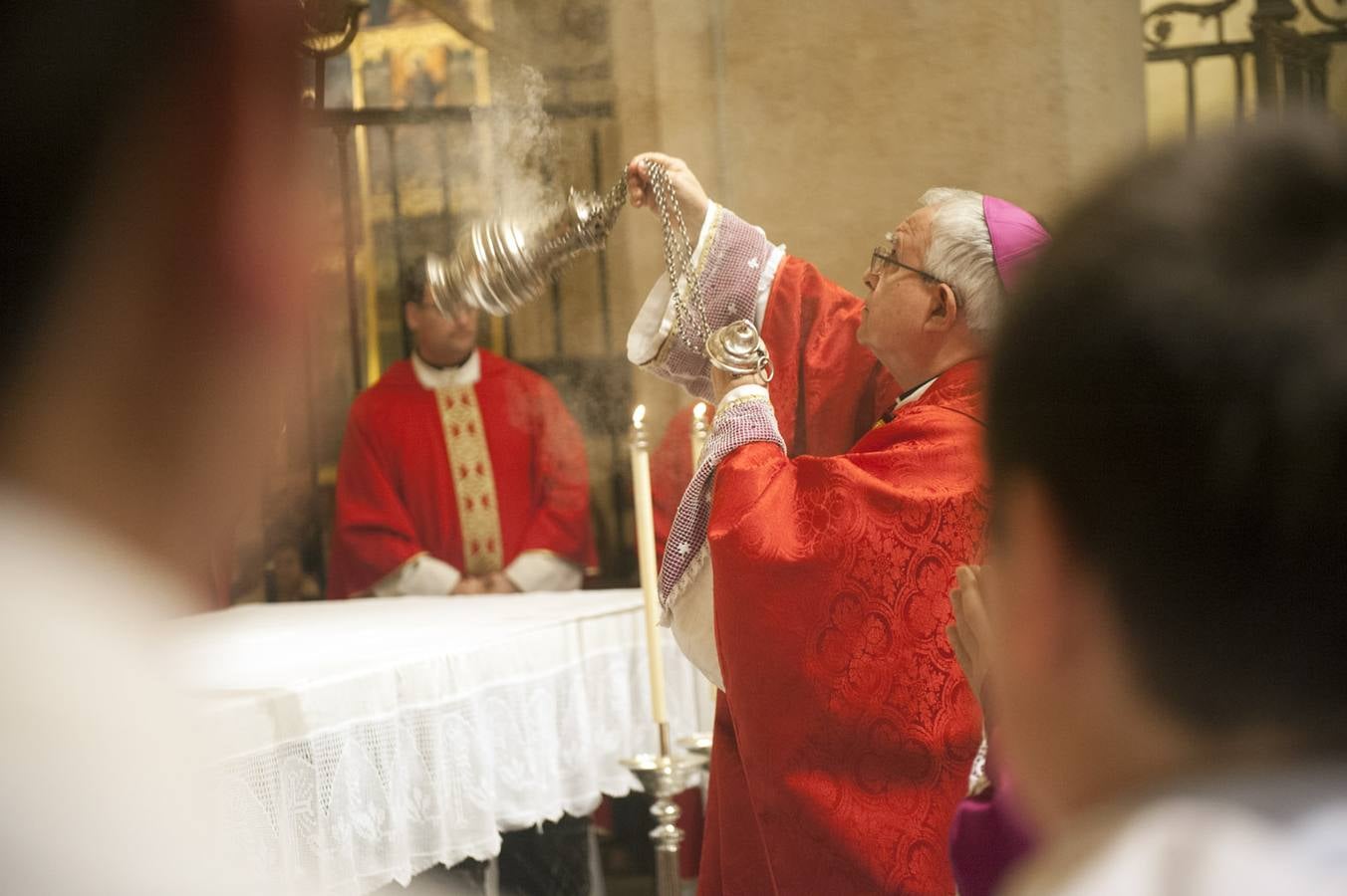 La Catedral reedita el ritual de cada año en el Monasterio de la Santa Faz