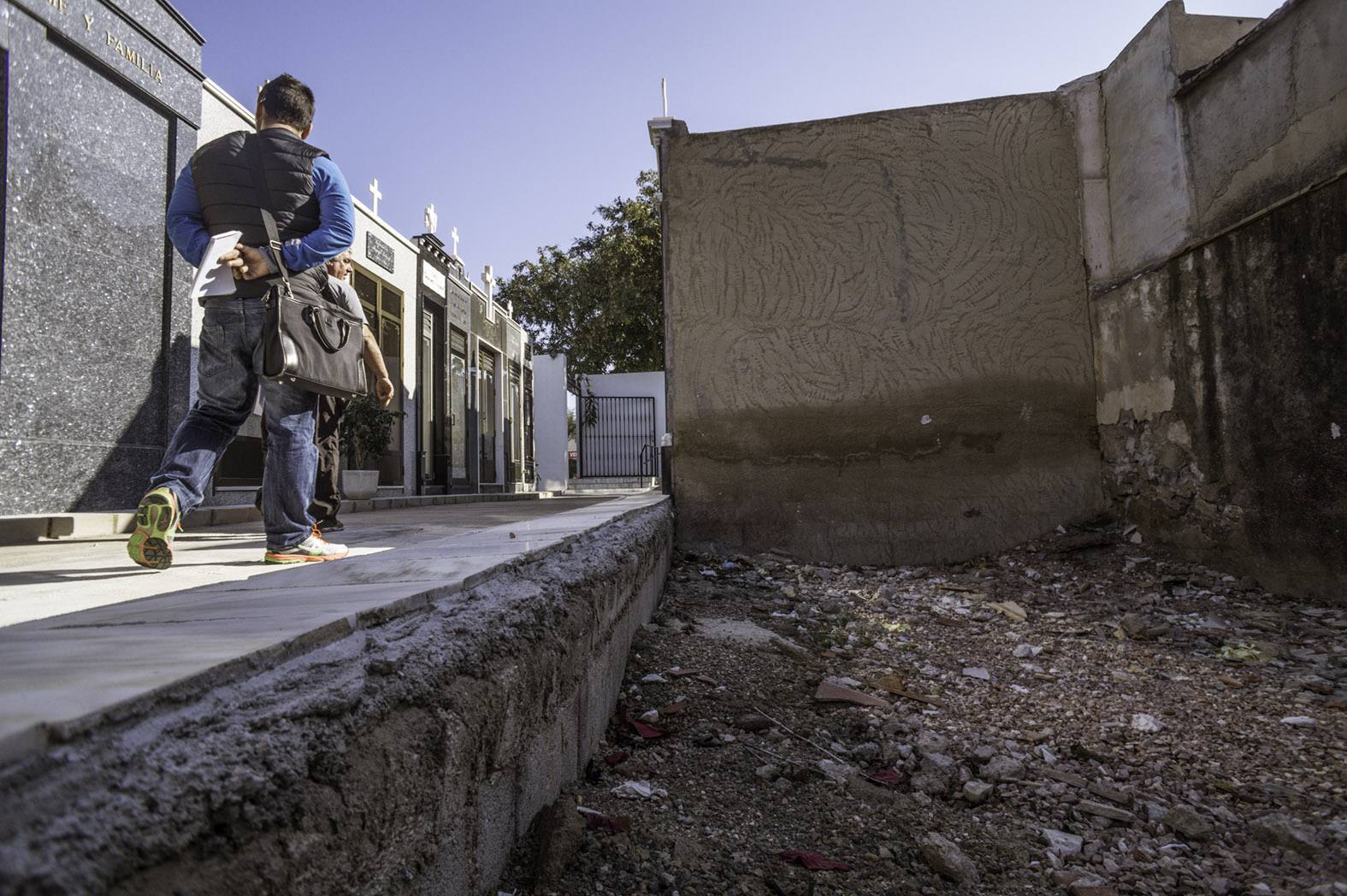 El tripartito expropiará aquellas parcelas del cementerio que no se obren este año