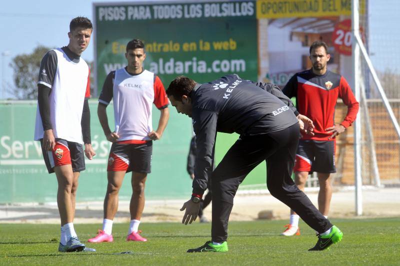 El Elche prepara el choque ante el Mirandés