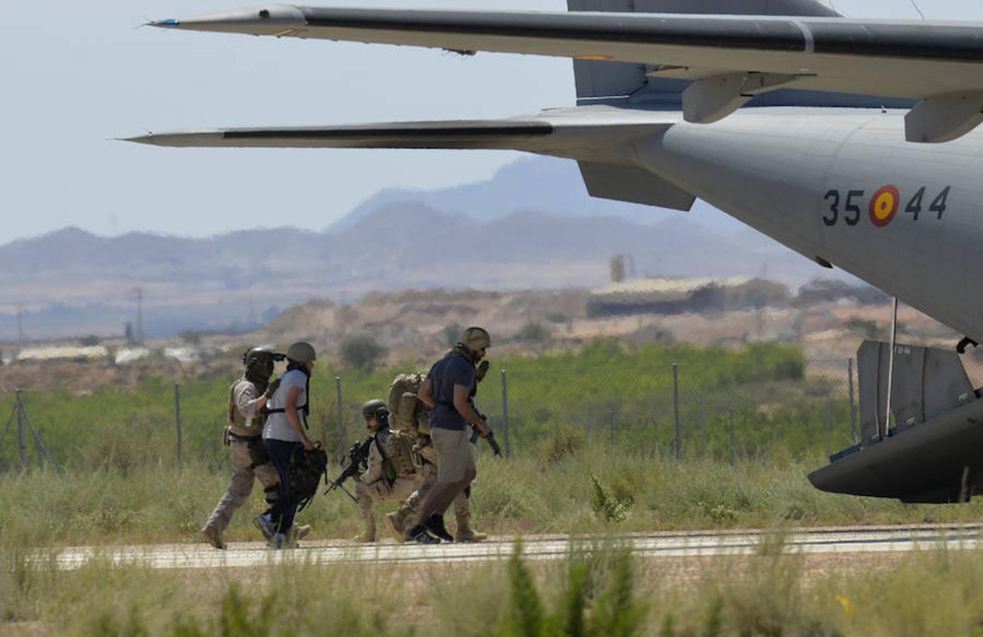 Morenés: «El 'Brexit' y todo lo que suponga desunir afecta a la seguridad»