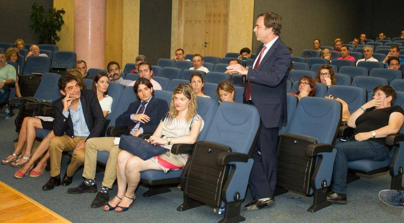 El presidente de la Audiencia Nacional participa en un curso de verano de la UA