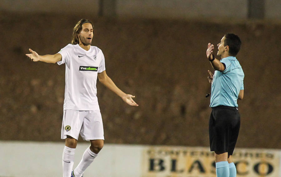 Las mejores imágenes del At. Saguntino - Hércules (0-0)