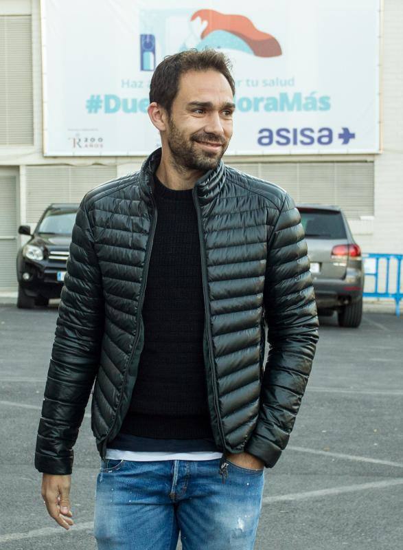 Llegada de Lolo Ortiz al estadio Rico Pérez