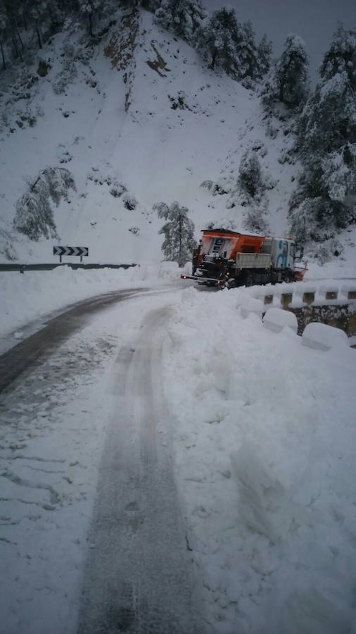 Intensas nevadas en los pueblos del interior