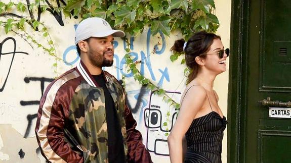 Selena Gomez y The Weeknd ya no se ocultan ni en las redes sociales