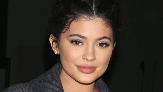 Kylie Jenner, pillada usando Photoshop