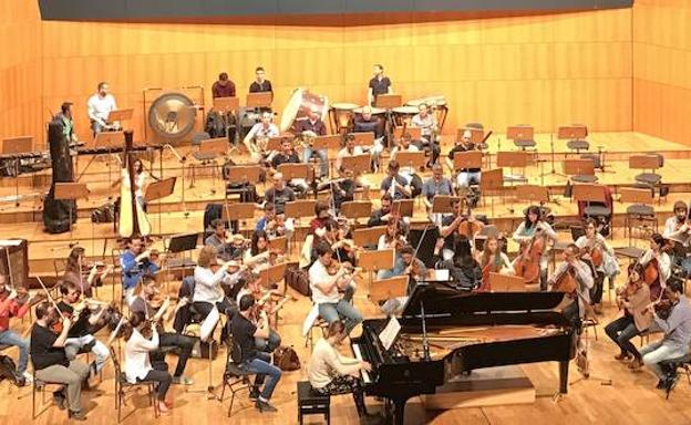 La OSRM ofrece un programa vienés dirigido por Georg Mark