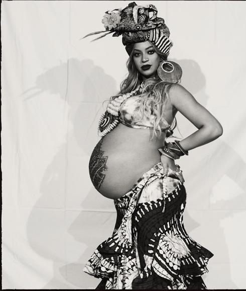 El 'baby shower' de Beyoncé y su oda a la maternidad
