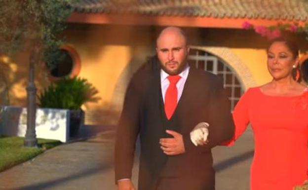 Kiko Rivera publica el emotivo vídeo de su llegada al altar junto a Isabel Pantoja